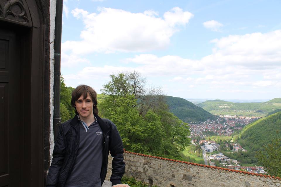 09.jpg