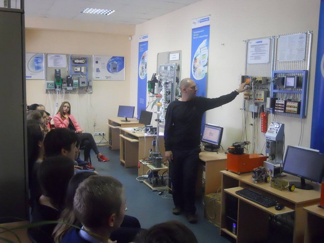 09.jpg