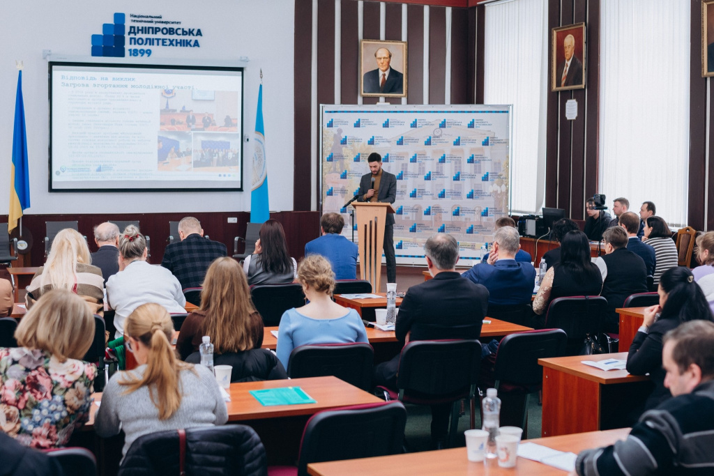 Photo 016.jpg Photo 016.jpg