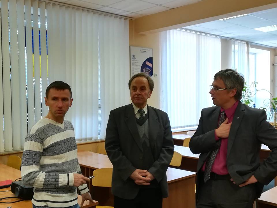 07.jpg